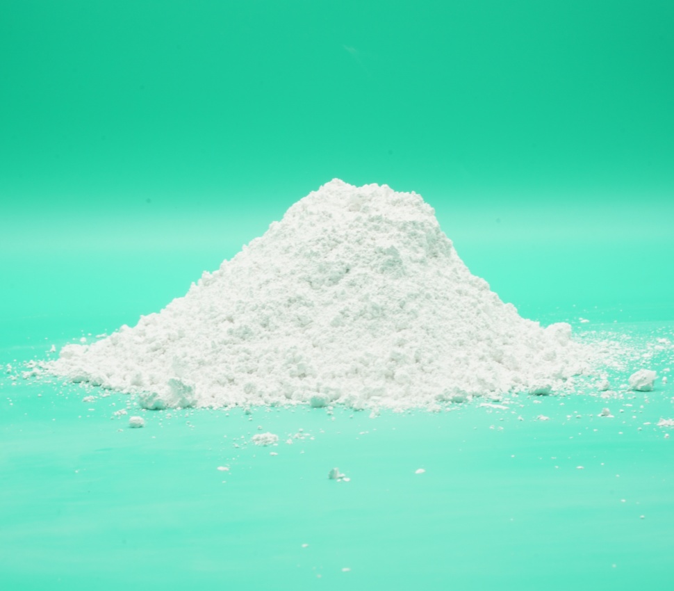 白剛玉微粉與棕剛玉微粉的性能對比